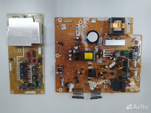 Телевизор panasonic TX-R37LZ80K в разбор