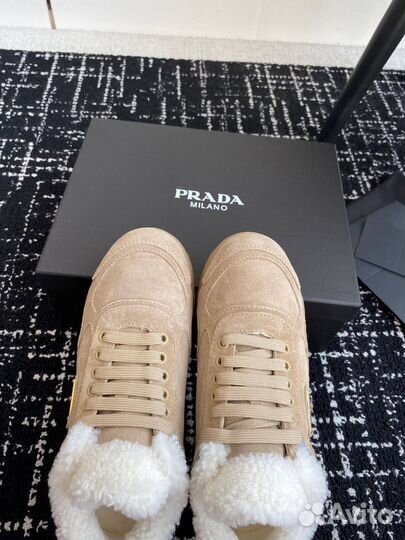 Женские кроссовки prada Trail с мехом