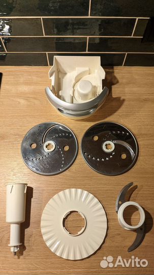 Кухонный комбайн Tefal vita compact FP410