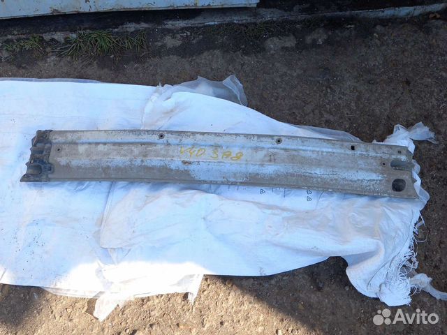 Усилитель заднего бампера Toyota Camry v 40