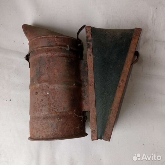 Дымарь для пчел старинный