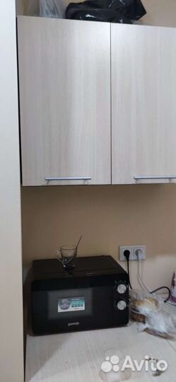 Шкаф навесной со столом