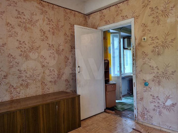 4-к. квартира, 58 м², 3/5 эт.