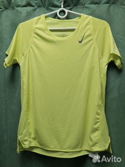 Футболка женская Nike Dri-Fit Race SS