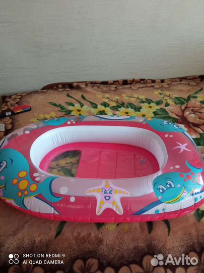 Детская надувная лодочка