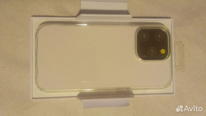 Чехол для iPhone 16 Pro Max Guardian- Прозрачный