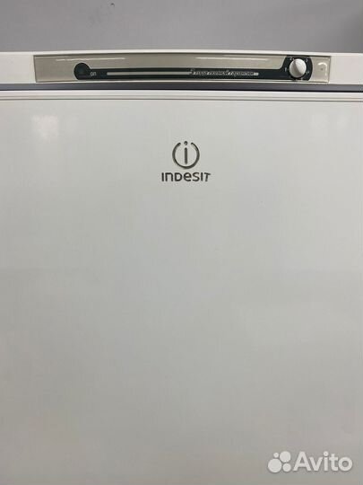 Холодильник бу indesit