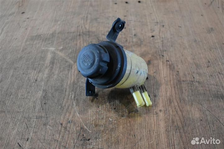 Бочок гур Hyundai Tucson D4EA 2.0 дизель 2004