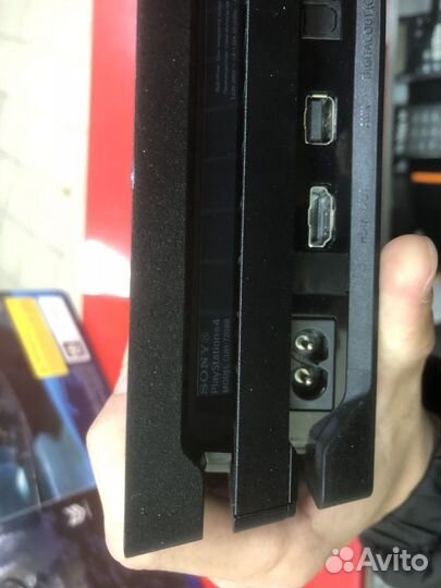 Sony PS4 Pro CUH-7208B 1TB
