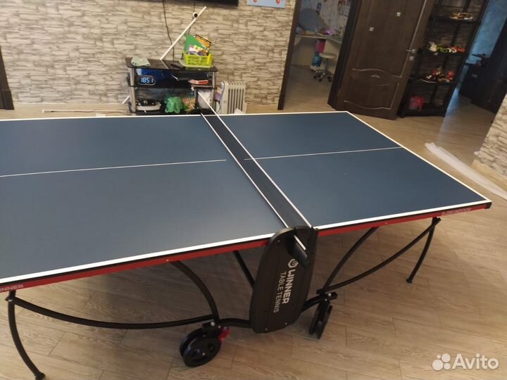 Теннисный стол