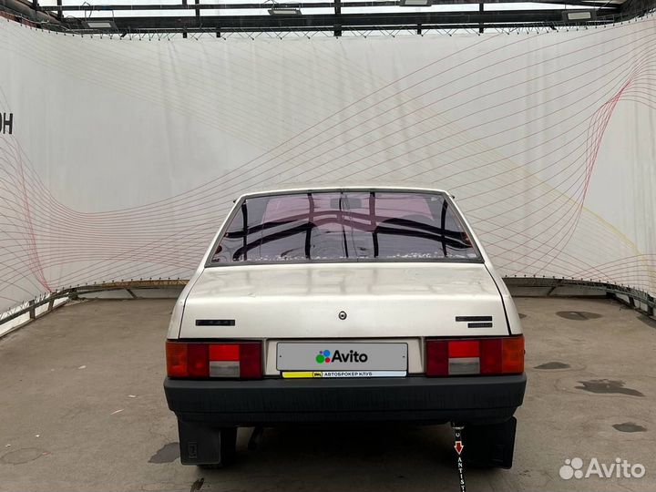 ВАЗ 21099 1.3 МТ, 1997, 200 000 км