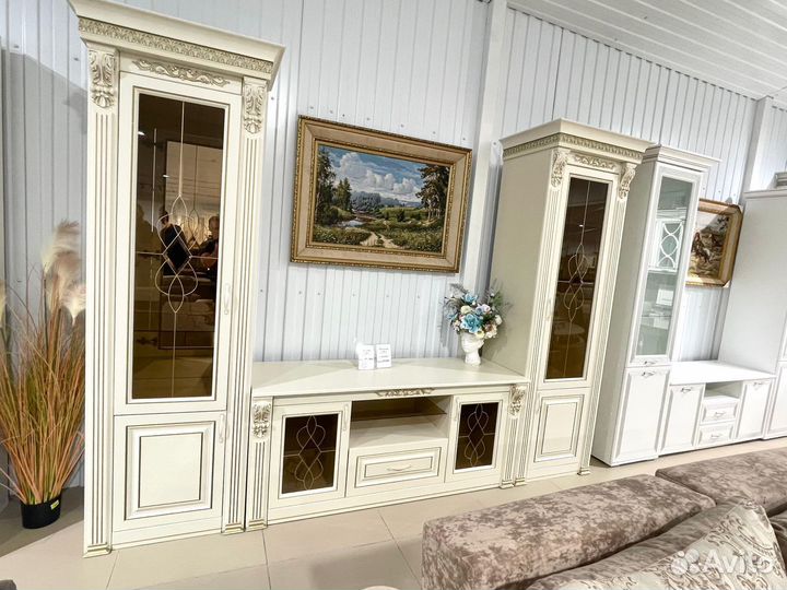 Стенка в гостиную под телевизор 