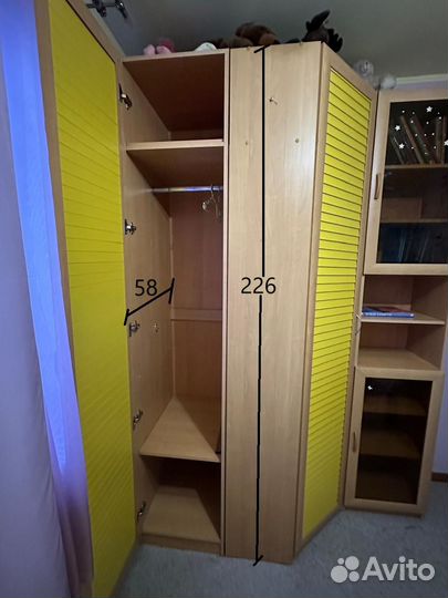 Детский мебельный гарнитур