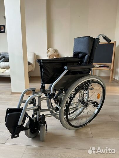 Инвалидная коляска