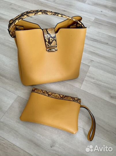 Сумка с косметичкой