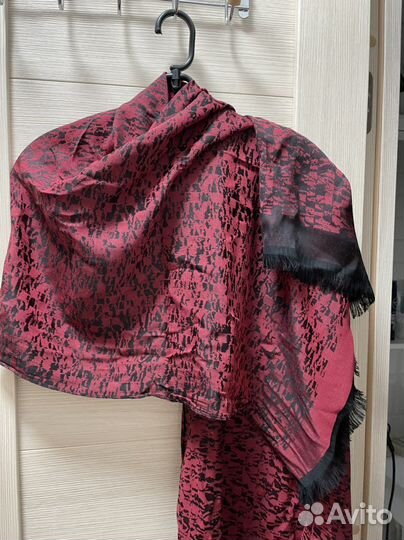 Шарфы и палантины