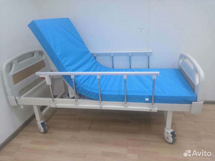 Медицинская кровать
