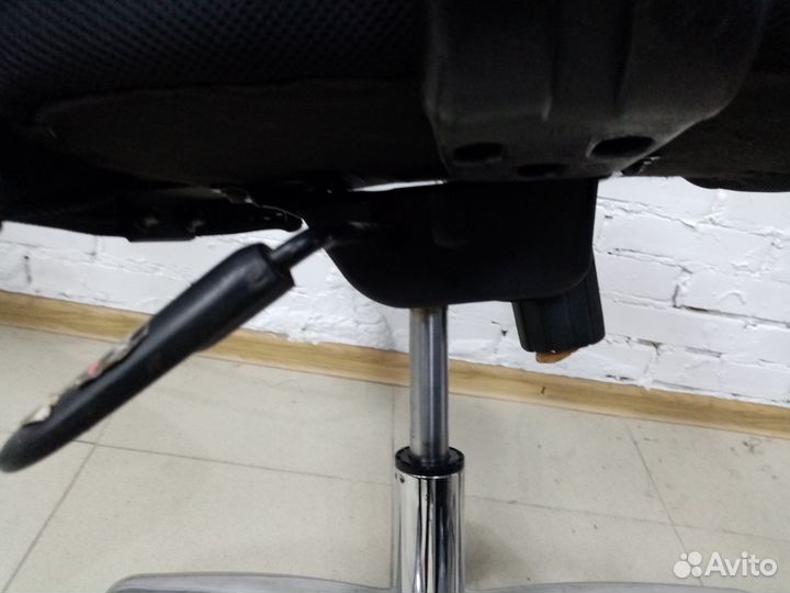 Компьютерное, офисное кресло IGO