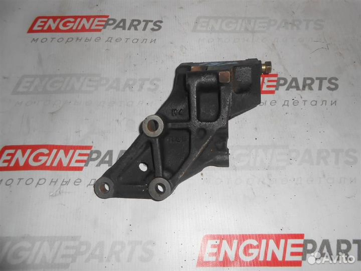 Кронштейн насоса гур Nissan Vanette Serena kbnc23