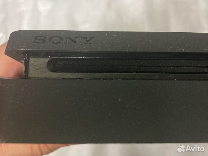 Sony PS4 slim