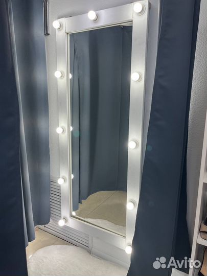 Зеркало с подсветкой