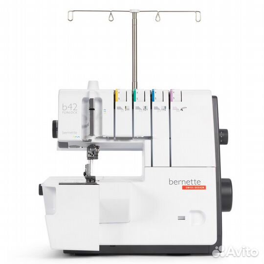 Швейная машинка Bernete b42 Funlock
