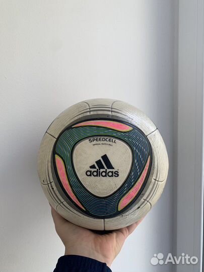 Футбольный мяч Adidas Jabulani Speedcell