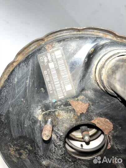 Вакуумник Volvo S80 2.4 АКПП