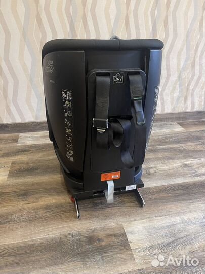 Britax Romer trifix2 i size