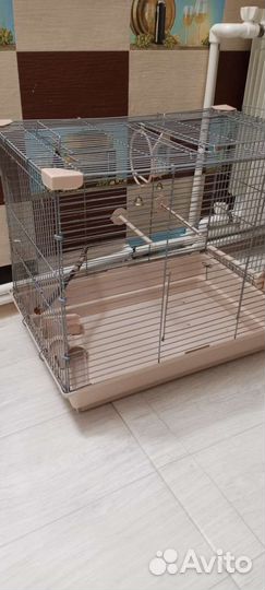 Большая клетка для птиц