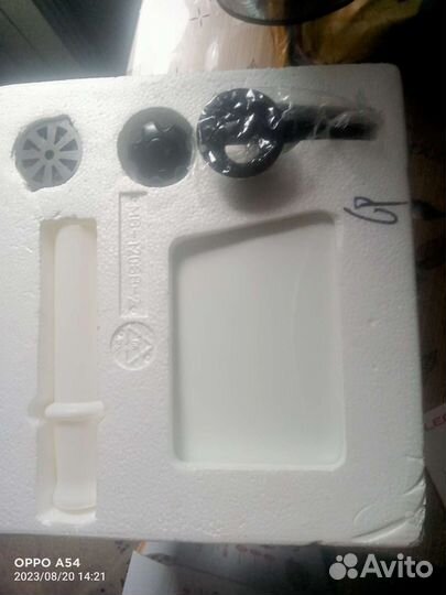 Мясорубка электрическая Leran 1411