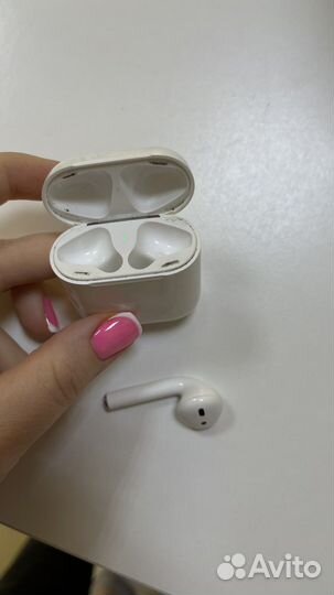 Airpods 1 наушник левый кейс
