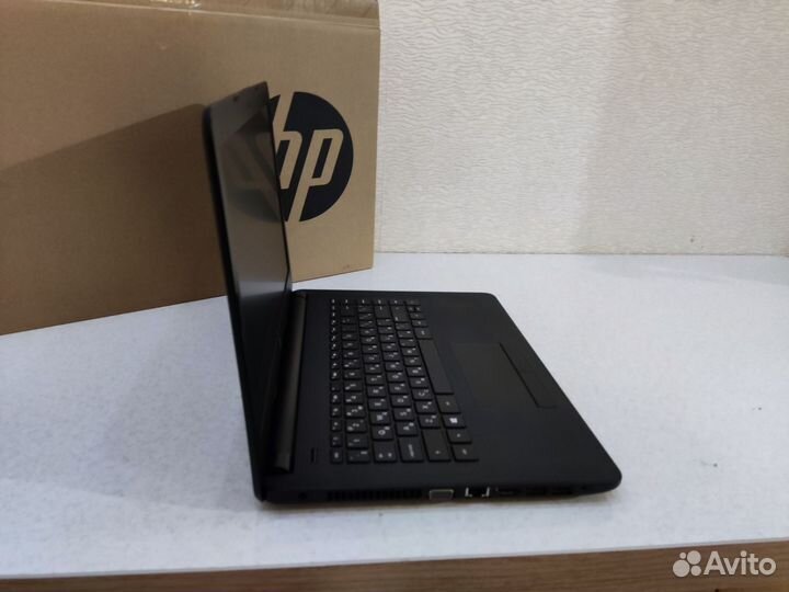 Новый ноутбук HP intel/8GB/SSD/14