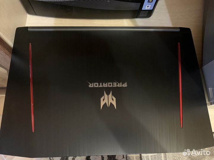 Игровой ноутбук Predator (для работы, учёбы)