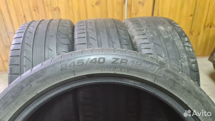 Tigar UHP Ultra High Performance 245/40 R19