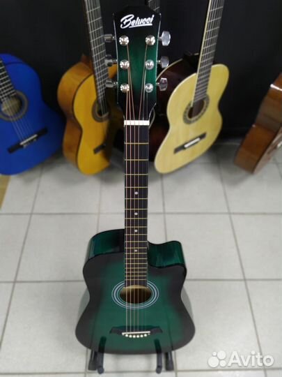 Акустическая гитара Зеленая Новая глянец