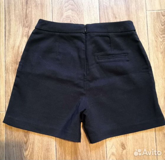 Шорты женские
