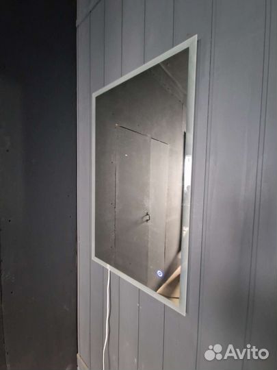 Зеркало с подсветкой