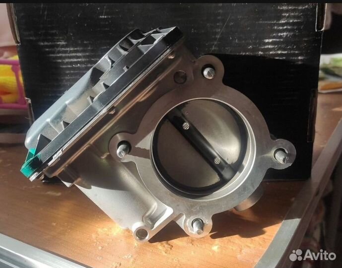 Дроссельная заслонка F4R