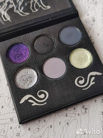 Тени Tammy tanuka