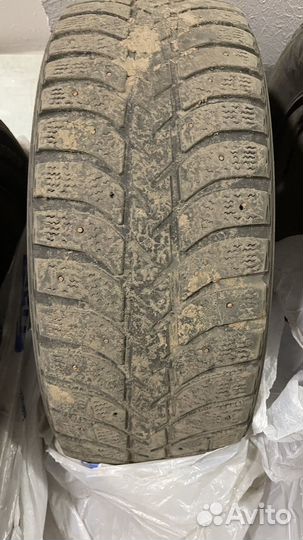 Bridgestone Ice Cruiser 5000 205/60 R15