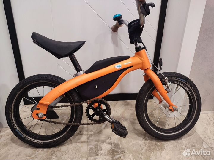 Велосипед-беговел BMW kidsbike
