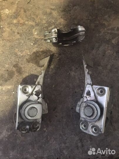 Замок дверной