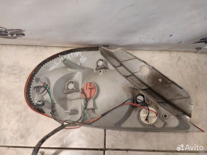 Фонарь задний задний правый Kia Spectra 1.6 S6D