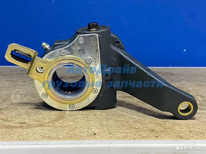 Трещетка автоматическая грузовиков Мерседес правая