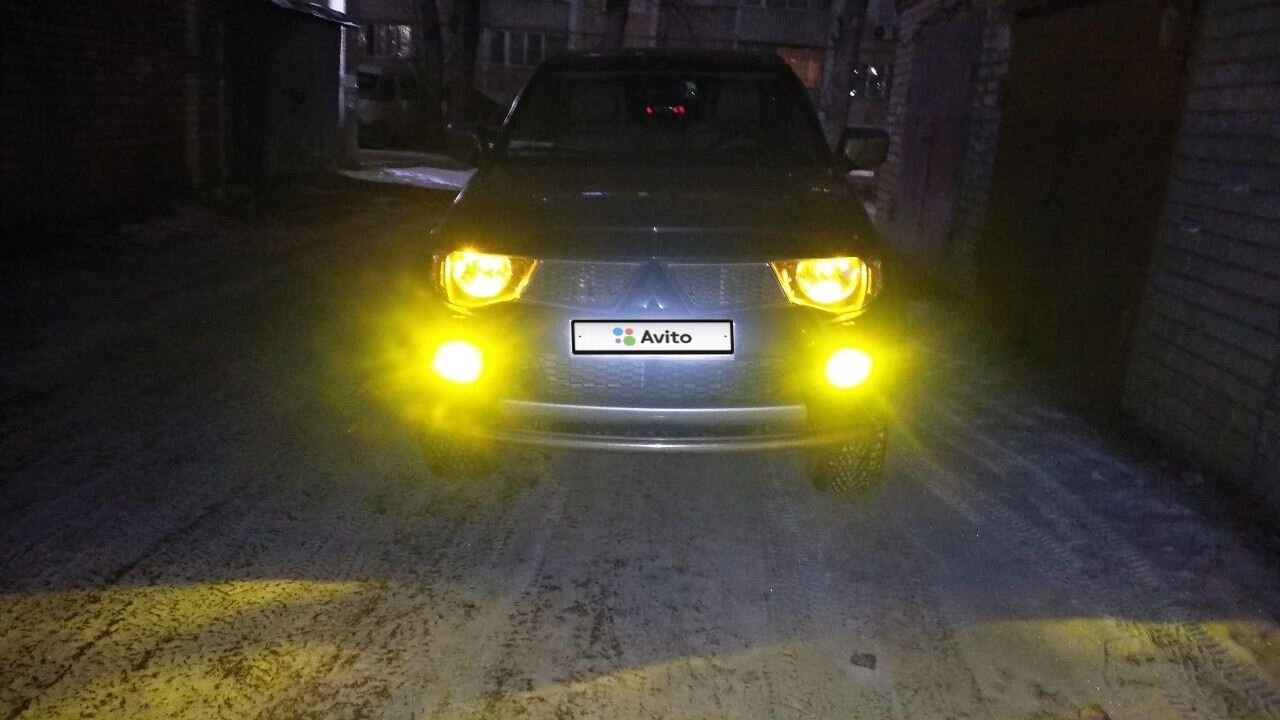 Mitsubishi L200: фото владельца