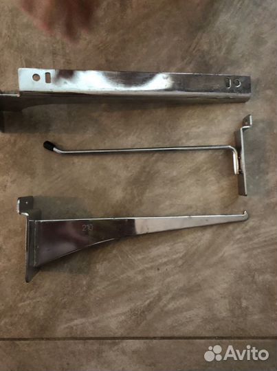 Кронштейн для полок