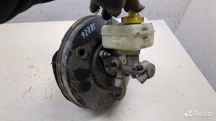 Цилиндр тормозной главный Volkswagen Golf 4, 2002