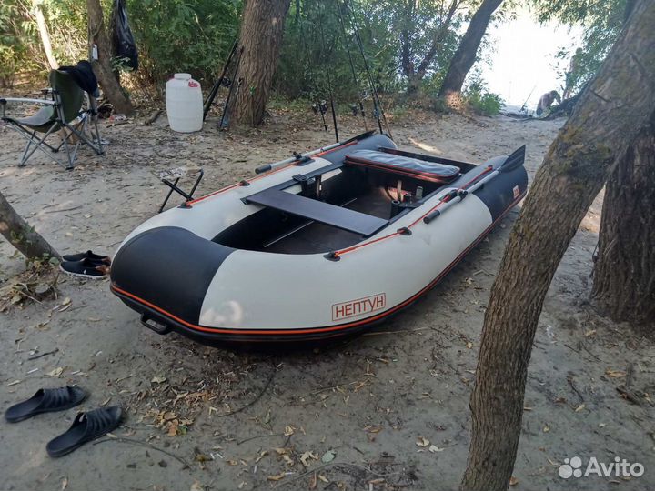 Надувная лодка