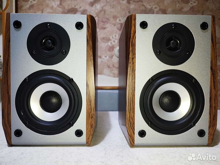 Две пары Microlab B-73 И Microlab Pro-1